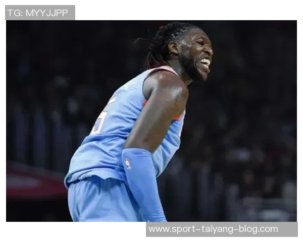 梅里尔外线火力全开10投7中砍下20分5篮板三分球9投6中表现惊艳