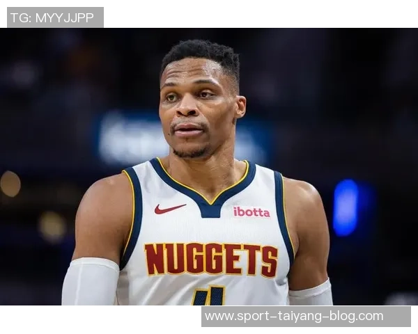 迪克与怀特布莱克换球衣事件引发NBA罚款传闻实为谣言